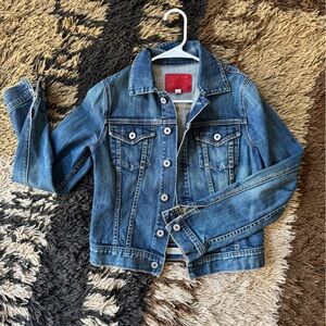 Denim Button-Up Women's Jeans Jacket